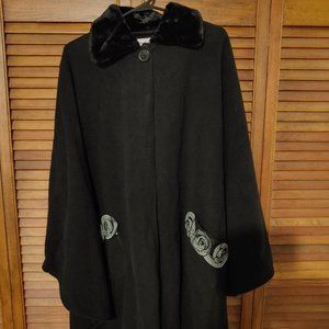 New Black fur collar woman's cloak, single button